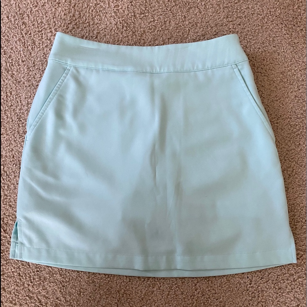 Light mint vineyard vine golf skirt